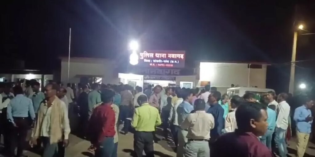 Religion Conversion in CG: धर्मांतरण को लेकर छत्तीसगढ़ में बवाल, पुलिस ने दो लोगों को लिया हिरासत में