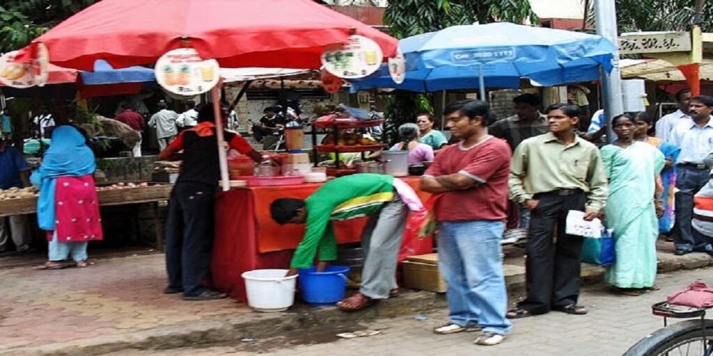 छत्तीसगढ़ में नया नियम लागू — गुमटी, ठेला और फूड वैन संचालकों को अब लेनी होगी अनुमति