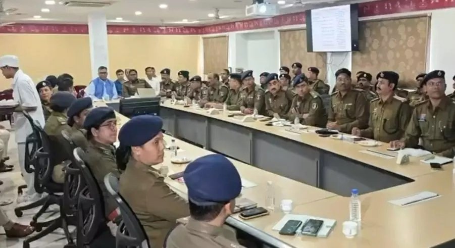 CG NEWS: अंतरराष्ट्रीय वनडे की काउंटडाउन शुरू… स्टेडियम में जोरदार तैयारियाँ, सुरक्षा प्लान पर हुई उच्चस्तरीय बैठक