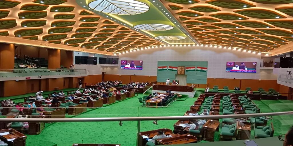 CG Vidhan Sabha Winter Session LIVE: वित्त मंत्री ओपी चौधरी का बयान, ‘विजन 2047’ में एक लाख लोगों की सलाह को किया शामिल