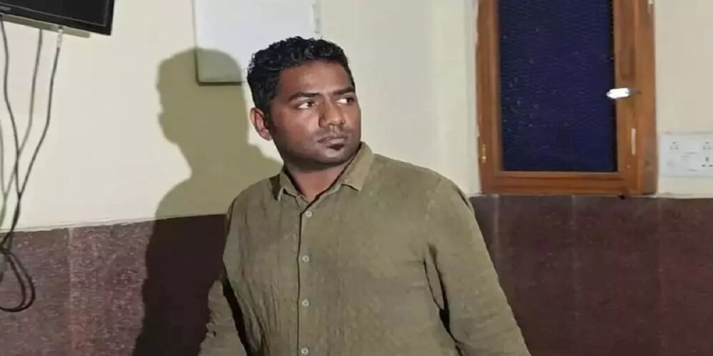 CG Coal Scam : सौम्या के PA जयचंद पर EOW का बड़ा एक्शन, 1000 पन्नों का चालान पेश, 7-8 करोड़ वसूली का दावा