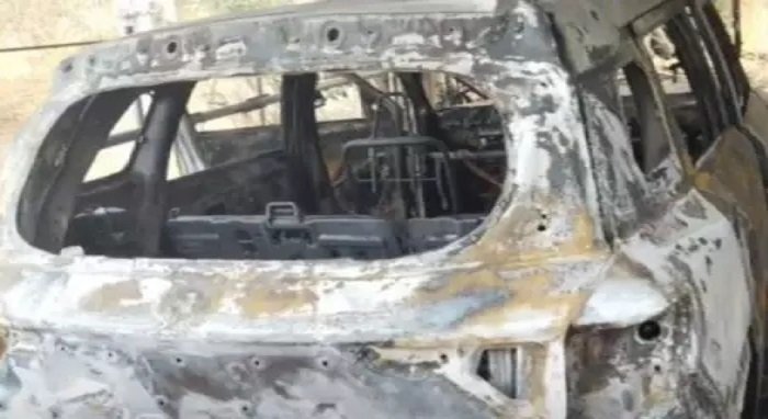 CG NEWS : अज्ञात बदमाश ने जिला अध्यक्ष की कार में लगाई आग, सीसीटीवी में कैद हुई घटना