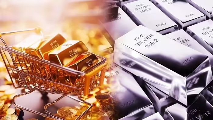Gold-Silver Rate Today: क्रिसमस पर सोने के दाम में तेजी, चांदी भी पहुंची नई ऊंचाई पर; देखें लेटेस्ट रेट